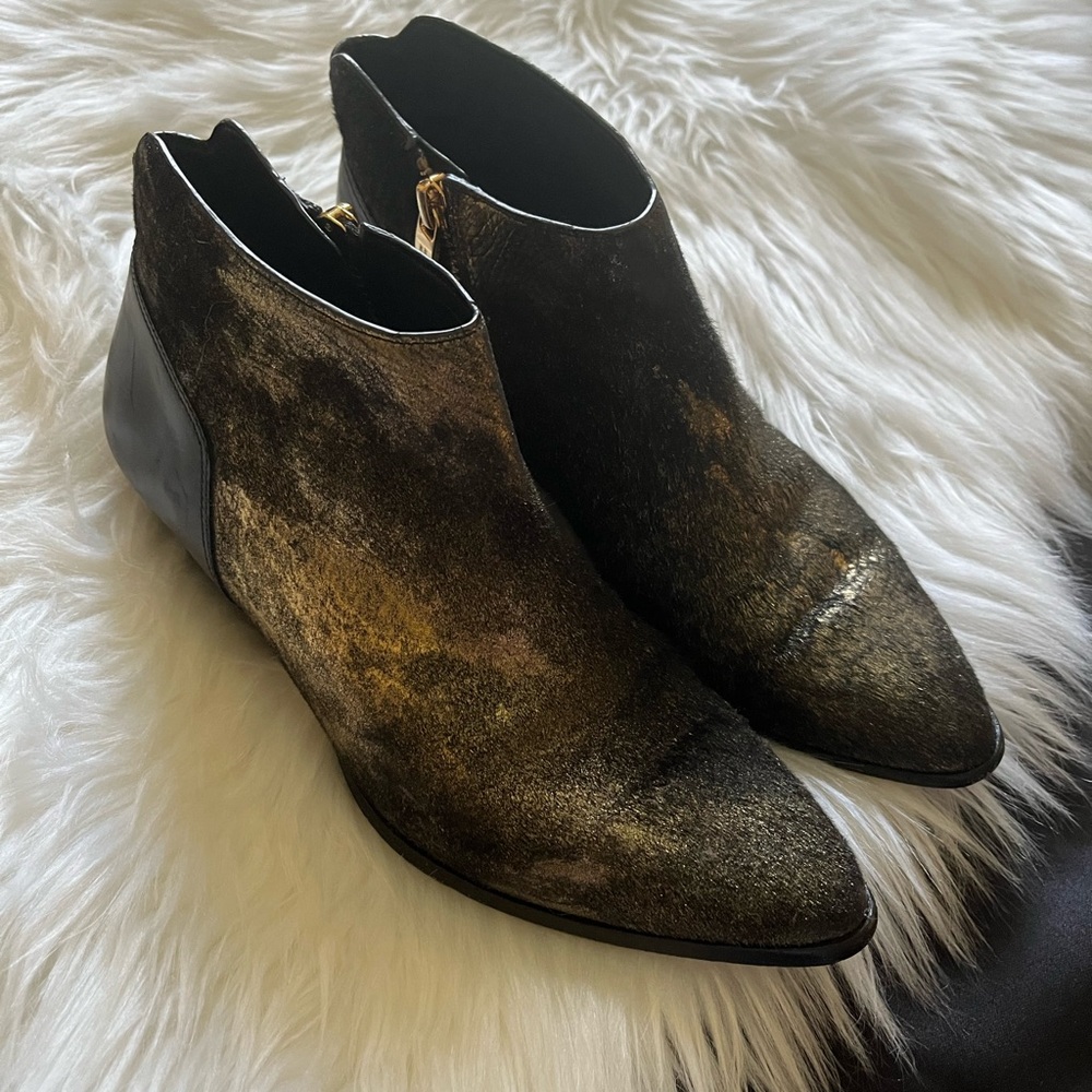 Sigerson Morrison Italian Leather and Calf-hair Booties